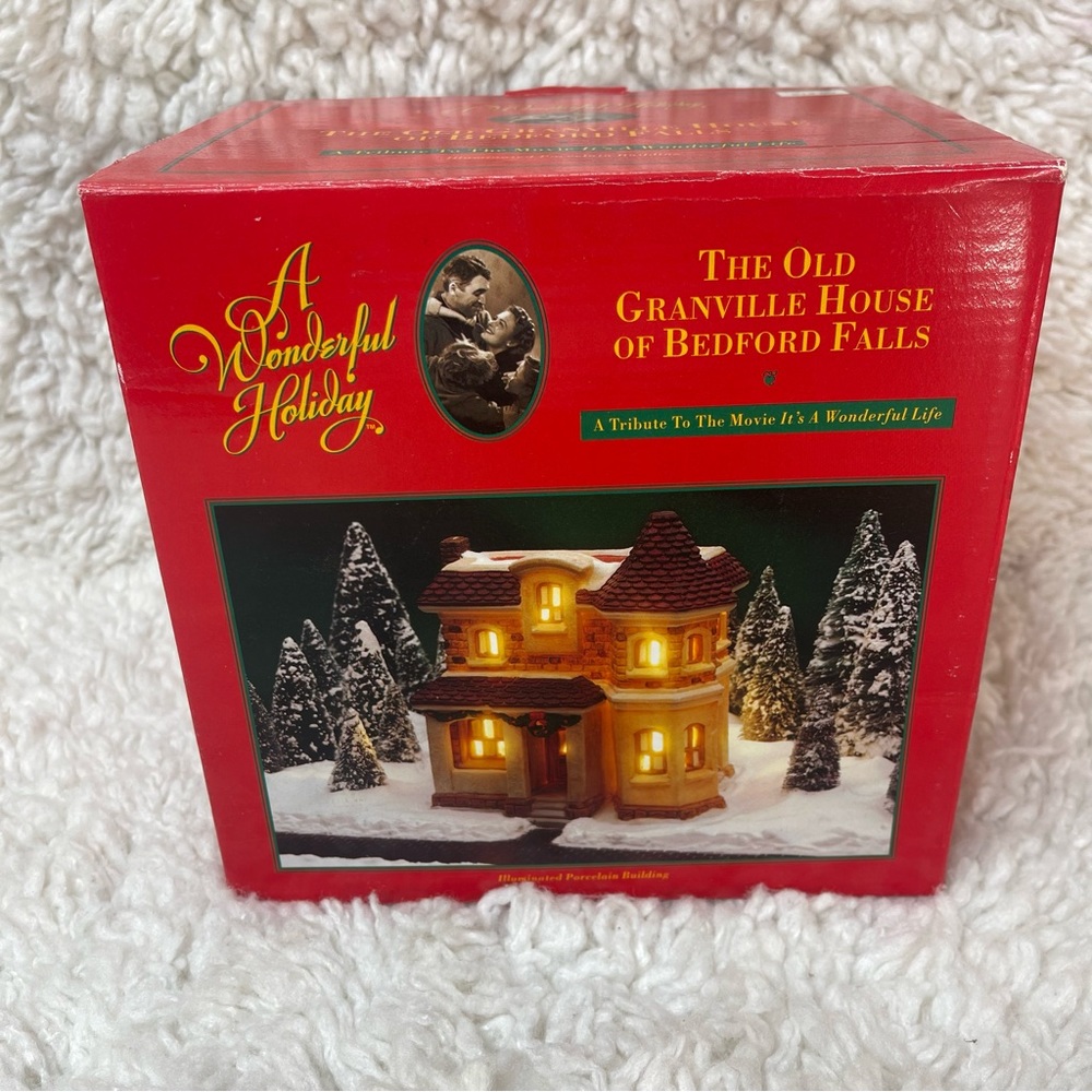 1994 A Wonderful Life Holiday Village The Old Granville House of Bedford Falls